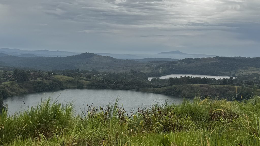 Crater Lakes In Fort Portal: Located 290 kilometers from Kampala at the base of the Rwenzori Mountain ranges, Fort Portal is a city